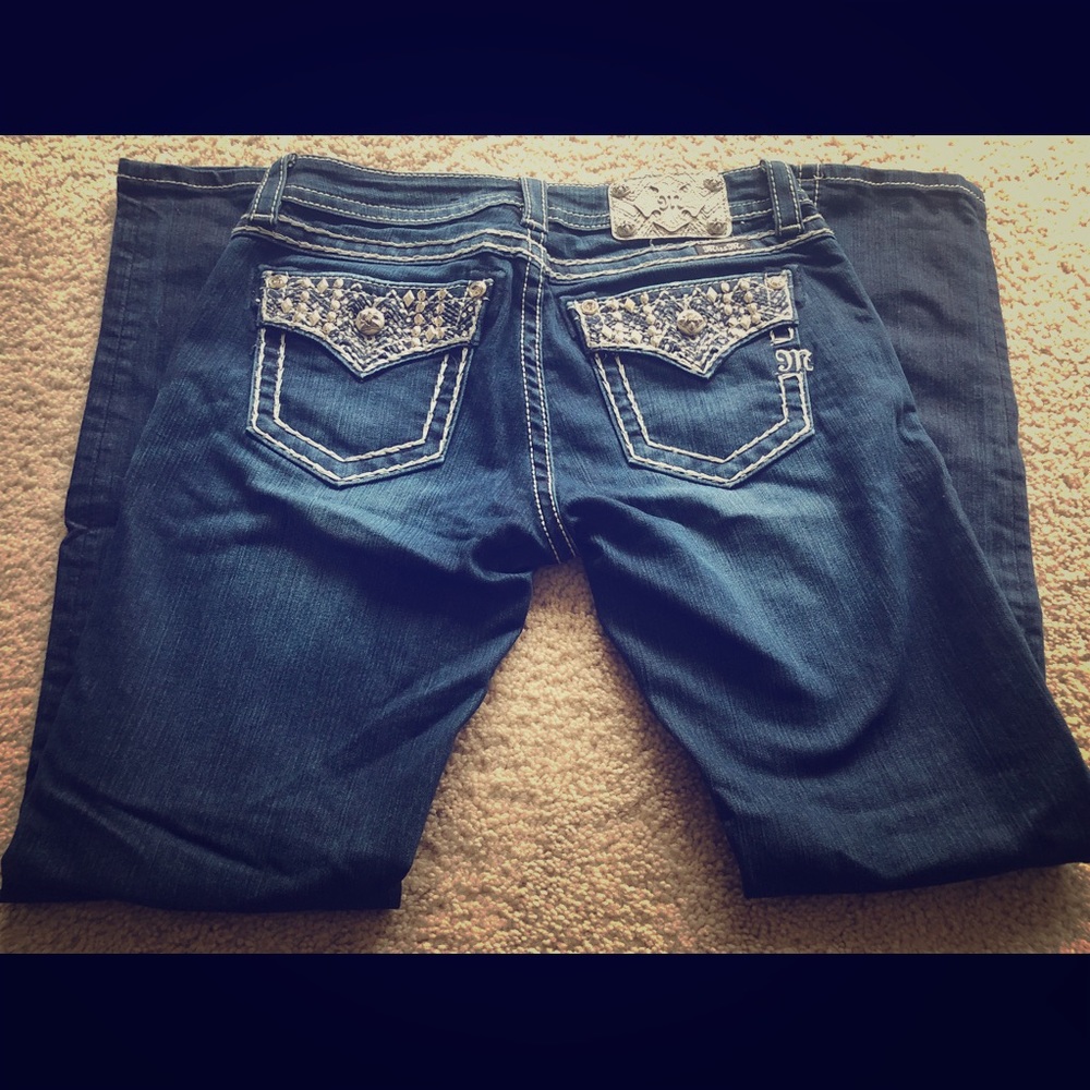 Like New Dark Wash Miss Me Jeans!